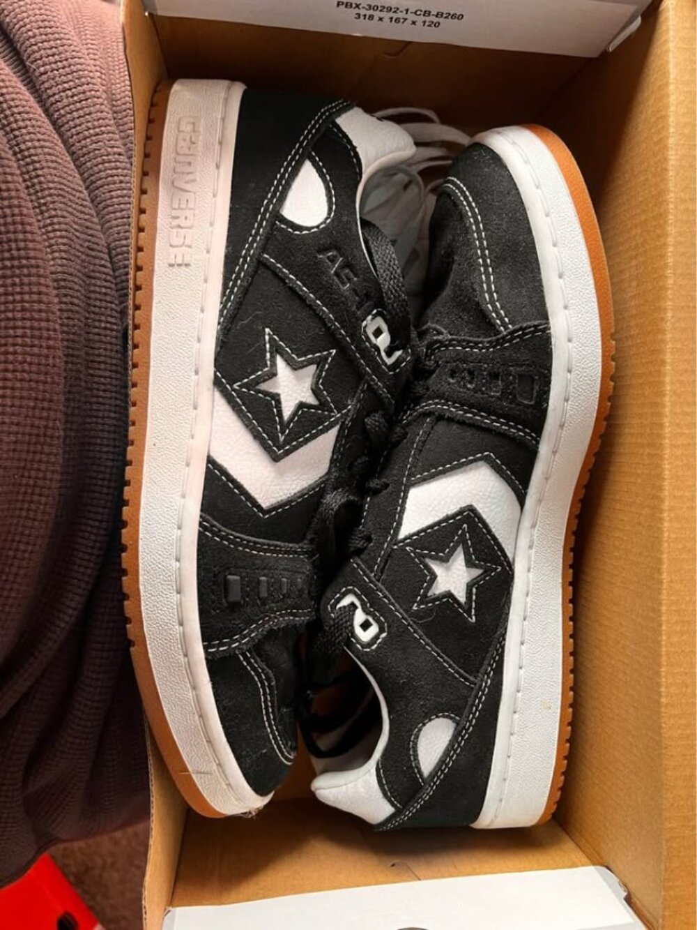 Converse shoes unisex